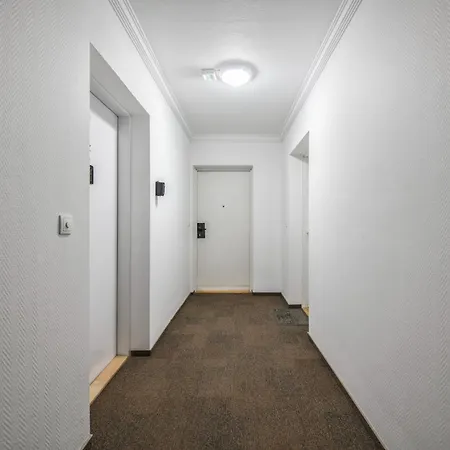 Dom Pod Wieza By Northside